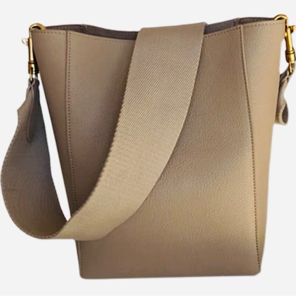 Brand New Beige Shoulder PV Leather Bag - Picture 5 of 5